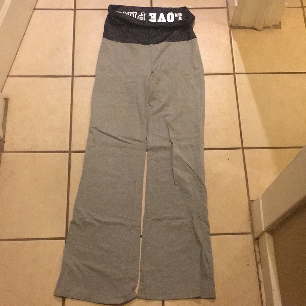 PINK size medium grey yoga pant